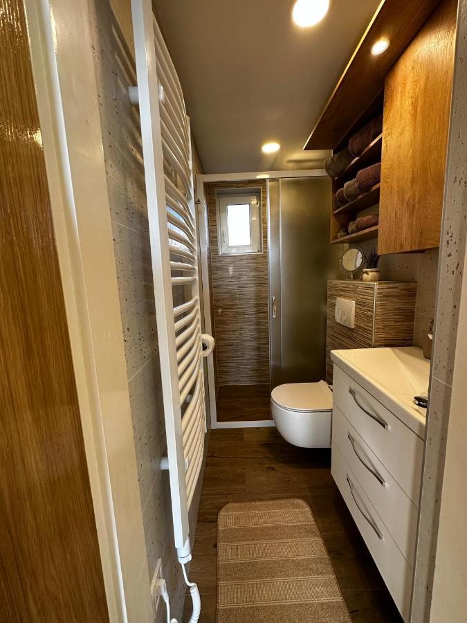 Apartman Veronika Vrsi Exterior foto