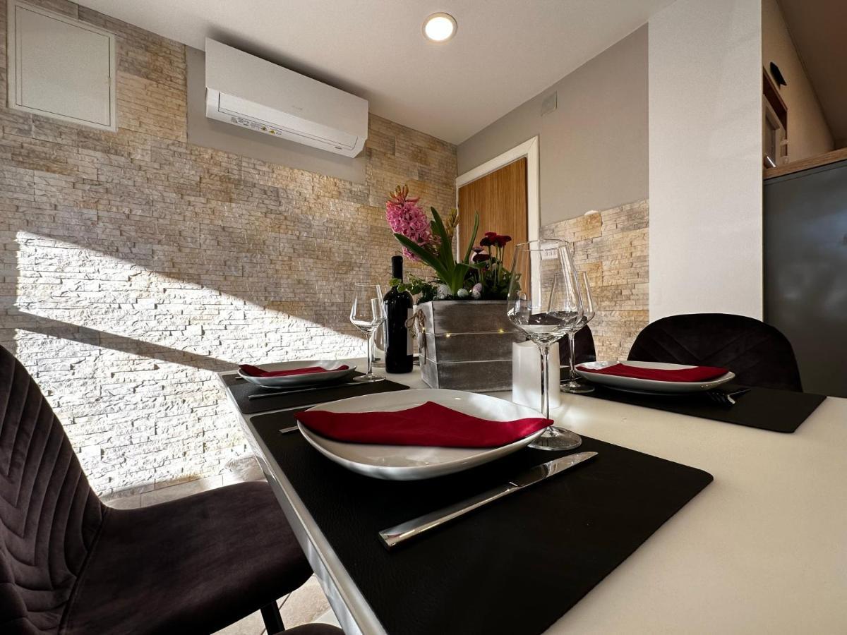 Apartman Veronika Vrsi Exterior foto